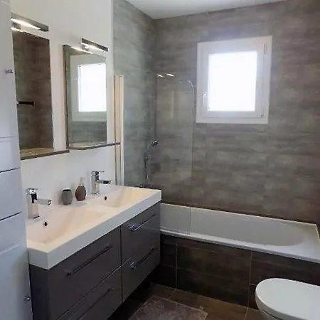 Дом отдыха Maison Saint-palais-sur-mer, 4 Pieces, 6 Personnes - Fr-1-305a-31 Сен-Пале-сюр-Мер